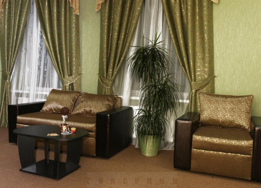 Hotel Gubernia Charkiv Esterno foto